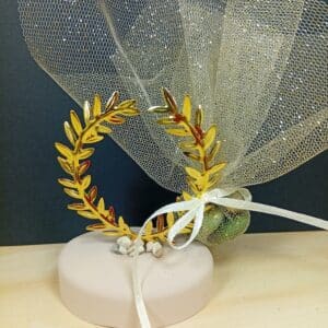 μπομπονιέρα γάμου στεφάνι ελιάς σε τεχνητό βότσαλο